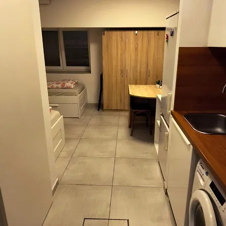 Studio Ljubljana ゲストハウス *